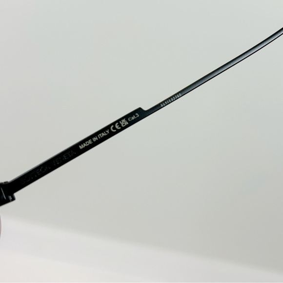 FLAW Bottega Veneta Metal Double Bridge Pilot in Shiny Black & Grey - Picture 10 of 12